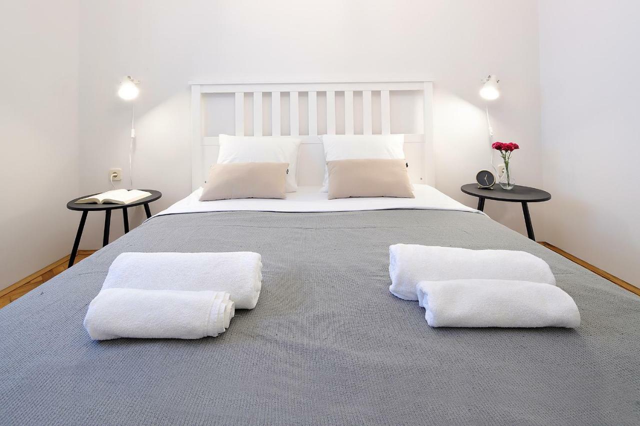 Moro Apartment Malinska Ngoại thất bức ảnh